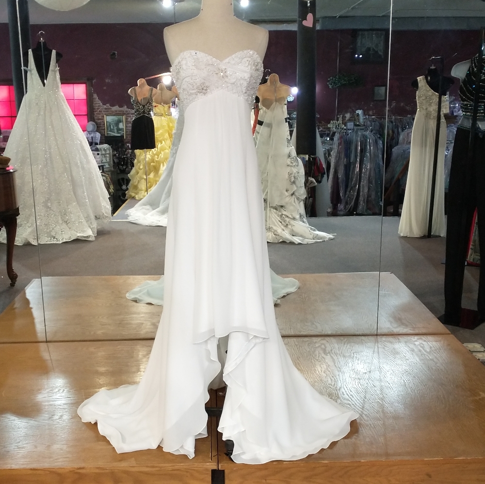 Simple wedding dress